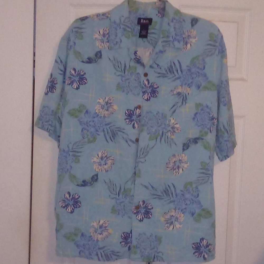 Bass Casual wear out of shirt